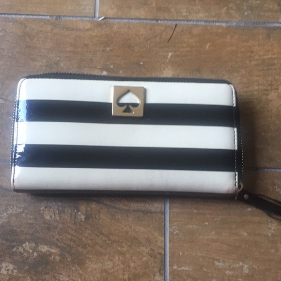 kate spade Handbags - Kate Spade zip around wallet.